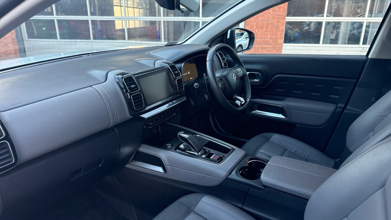 Citroen C5 Aircross 1.6 Plug-in Hybrid 225 Shine Plus 5dr e-EAT8 Hatchback